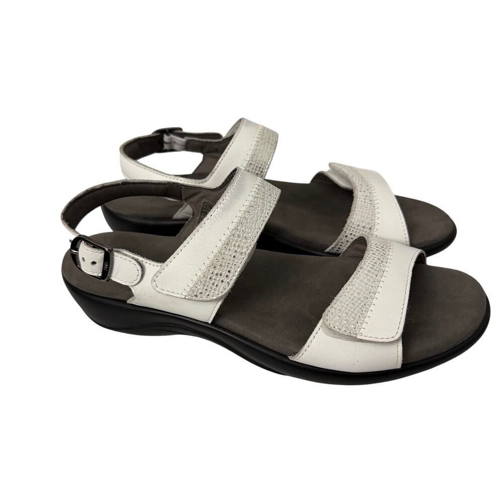 SAS Nudu Sandals Women’s 7.5 N Narrow White Leather Adjustable Straps Comfort
